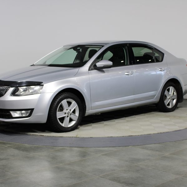 Skoda Octavia, III (A7) (VIN:XW8AD4NE1EH029931)