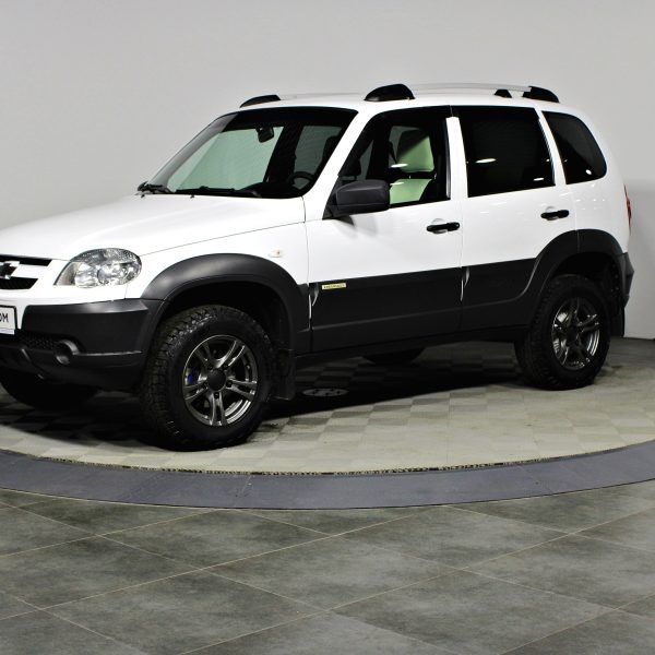 Chevrolet Niva, I Рестайлинг (VIN:X9L212300H0638786)